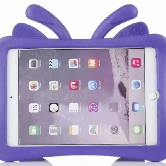 iPad 7th generation purple butterfly covers - Picture 2 of 6